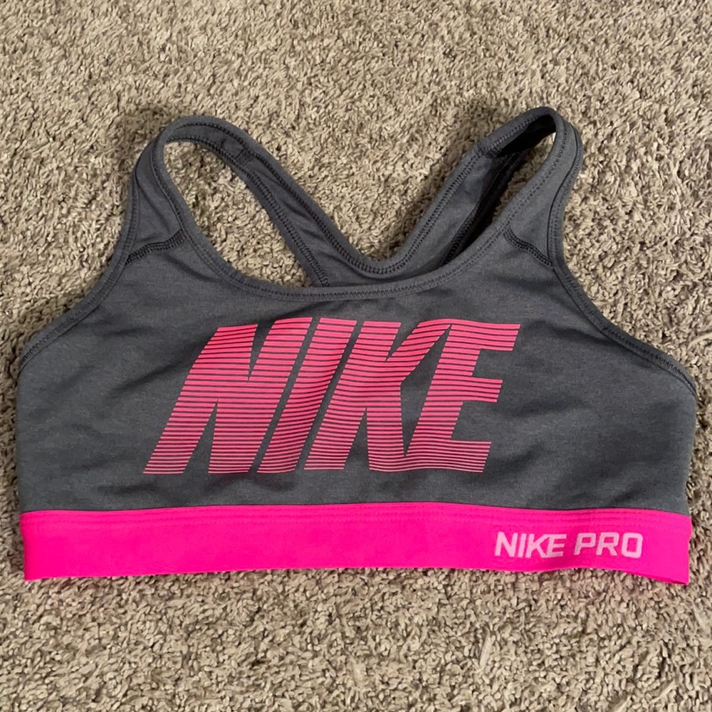 Nike spent bra